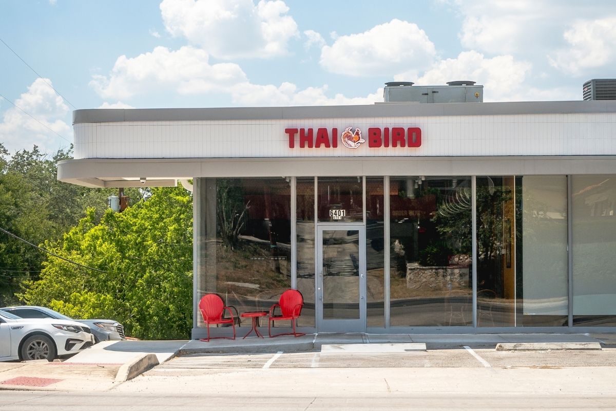 Image of the Thai Bird restaurant location in Alamo Heights, Texas.